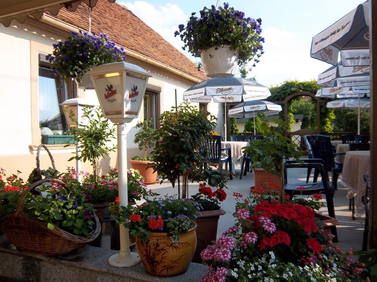 Hotel & Pension Assmann Hochkirch 外观 照片