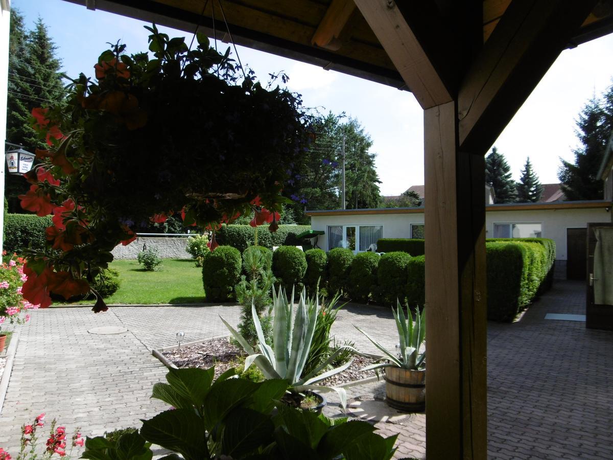 Hotel & Pension Assmann Hochkirch 外观 照片