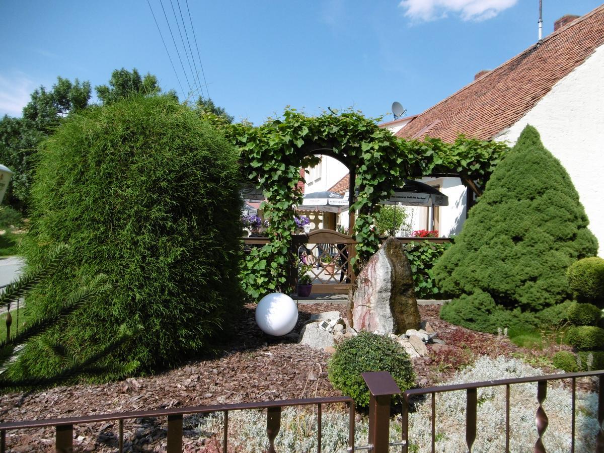 Hotel & Pension Assmann Hochkirch 外观 照片