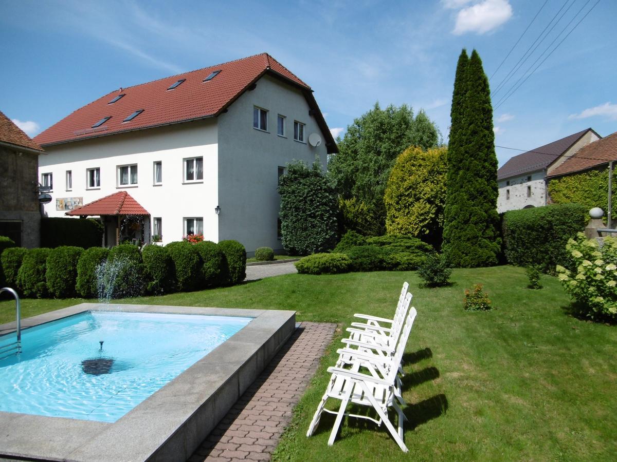 Hotel & Pension Assmann Hochkirch 外观 照片